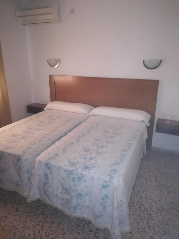 Hostal Paco Pepe Conil De La Frontera Kültér fotó
